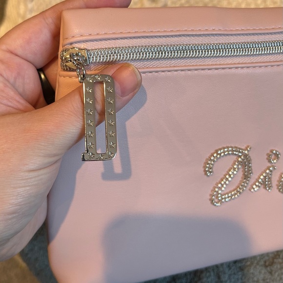 Dior cosmetic pouch - Picture 3 of 5
